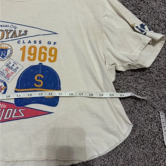 Vintage Graphic Baseball Crop T-Shirt - Picture 5 of 5